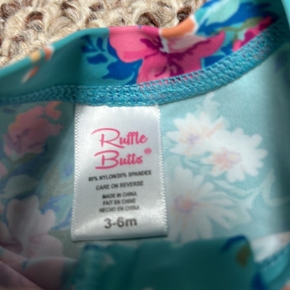 Ruffle Butts - Picture 3 of 7